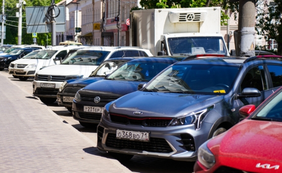 Администрация Нижнего Новгорода проведёт тендер на закупку шести автомобилей